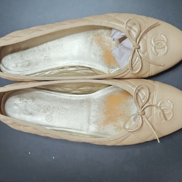 CHANEL Women G26250 Quilted Soft Lambskin Ballet  Flats Cap Toe CC s, Size 38 EU - Picture 5 of 16